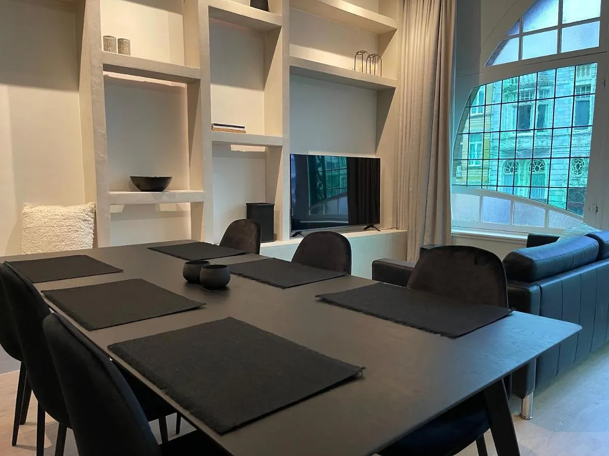 3 Bedroom Art-Nouveau Apartment With Free Parking Gent Belgien