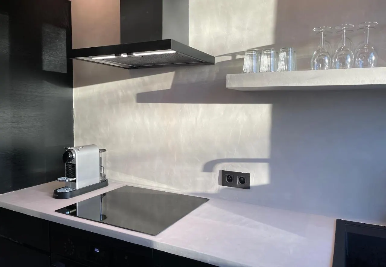 3 Bedroom Art-Nouveau Apartment With Free Parking Gent Belgien