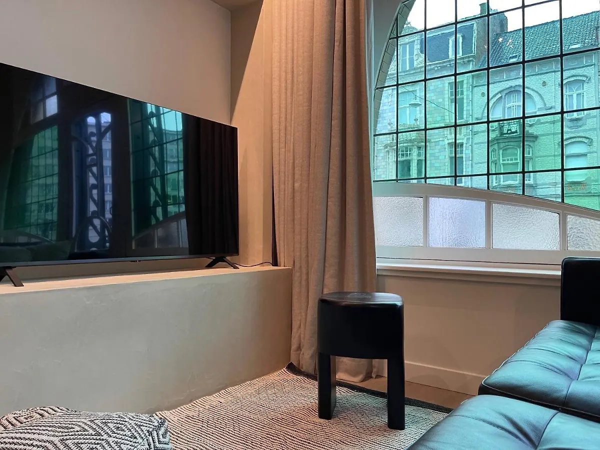3 Bedroom Art-Nouveau Apartment With Free Parking Gent Belgien